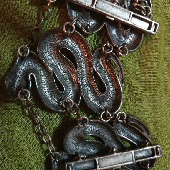 'House of Dereon' Collection Jewelry by Beyoncè - Picture 5 of 6